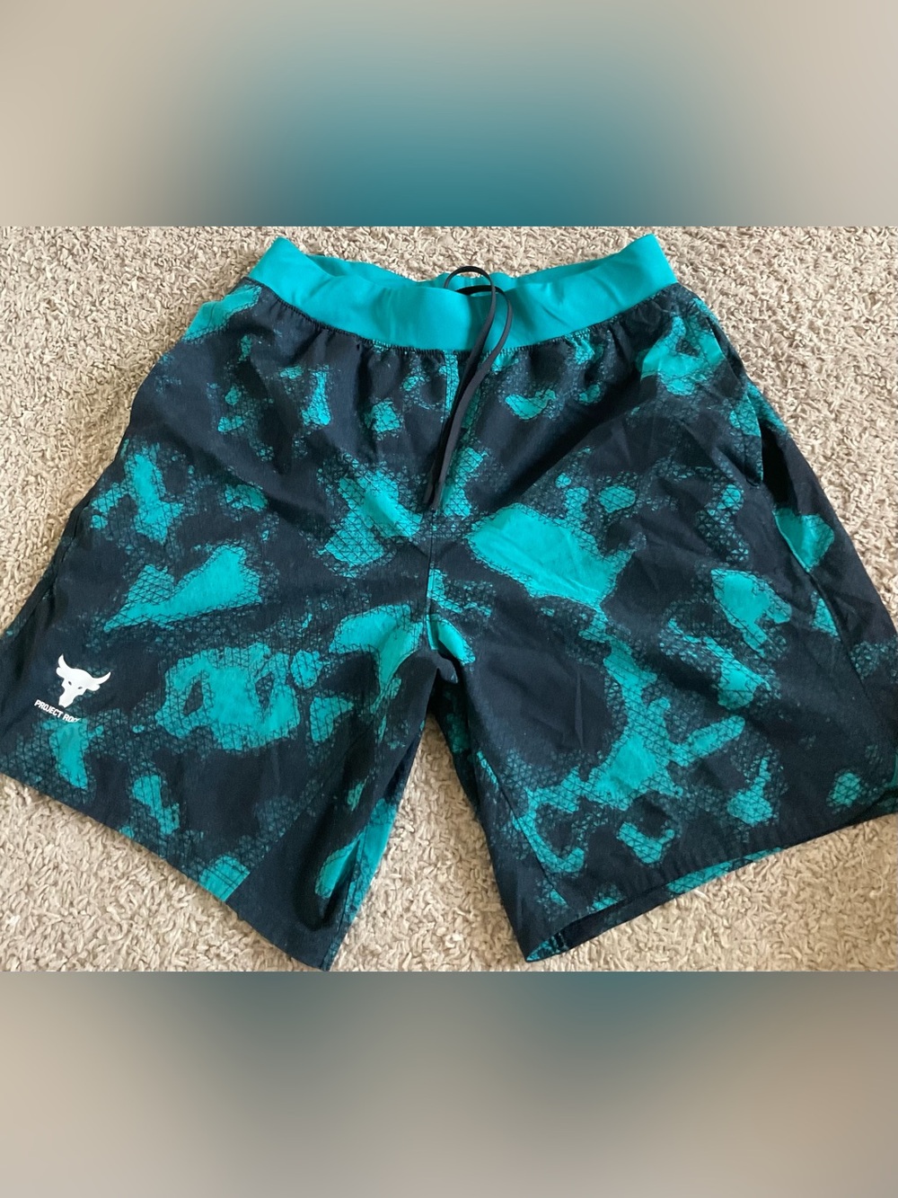 Under Armour Project Rock Woven Printed Shorts Mens L 8" Camo used as is